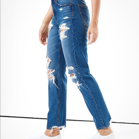 💙HP!! AEO 90s BOYFRIEND JEANS💙 - Picture 3 of 5